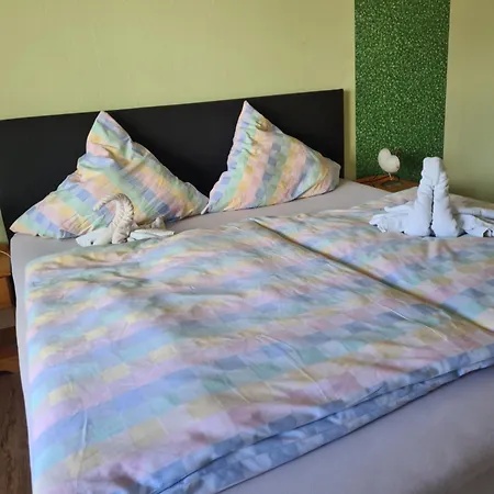 Zum Feti Und Restaurant Bed & Breakfast 3*