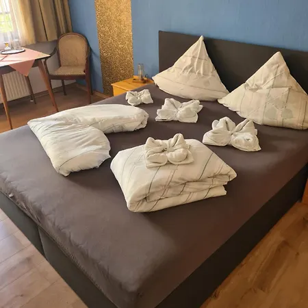 Zum Feti Und Restaurant Bed & Breakfast Ruedesheim am Rhein