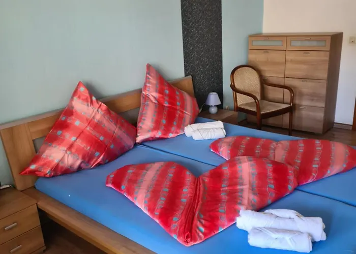 Zum Feti Und Restaurant רודסהיים אם ריין