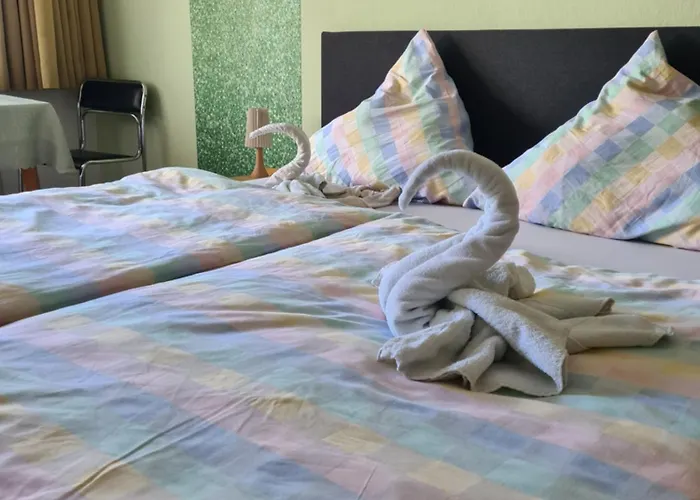 Zum Feti Und Restaurant 3* רודסהיים אם ריין